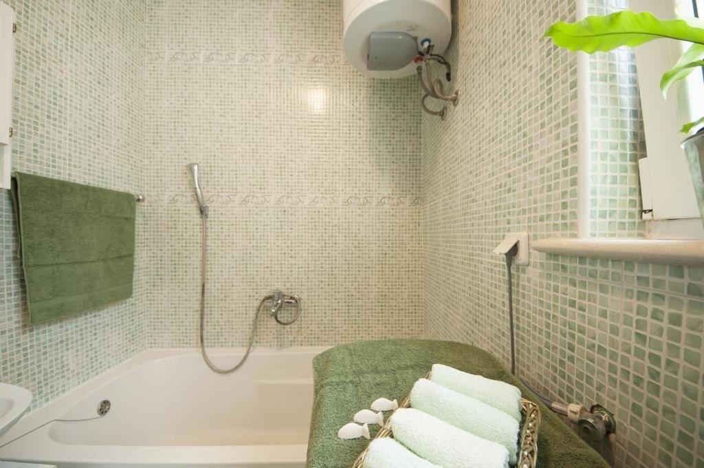 Apartments Kalajzic プチシャ エクステリア 写真