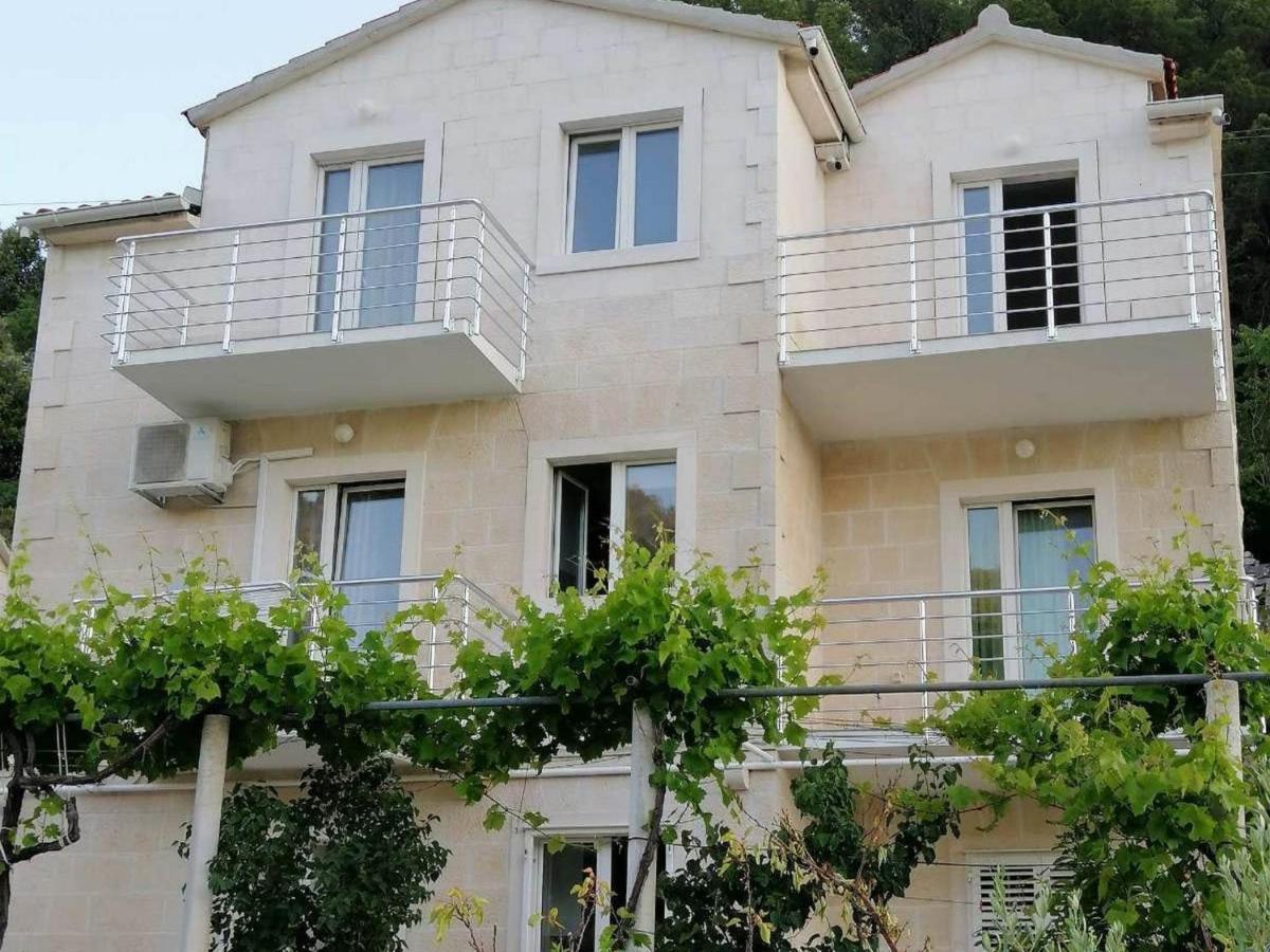 Apartments Kalajzic プチシャ エクステリア 写真