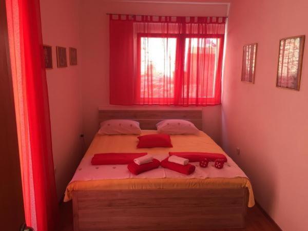 Apartments Kalajzic プチシャ 部屋 写真