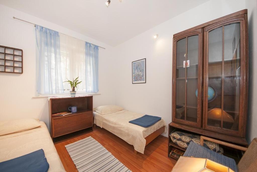 Apartments Kalajzic プチシャ 部屋 写真