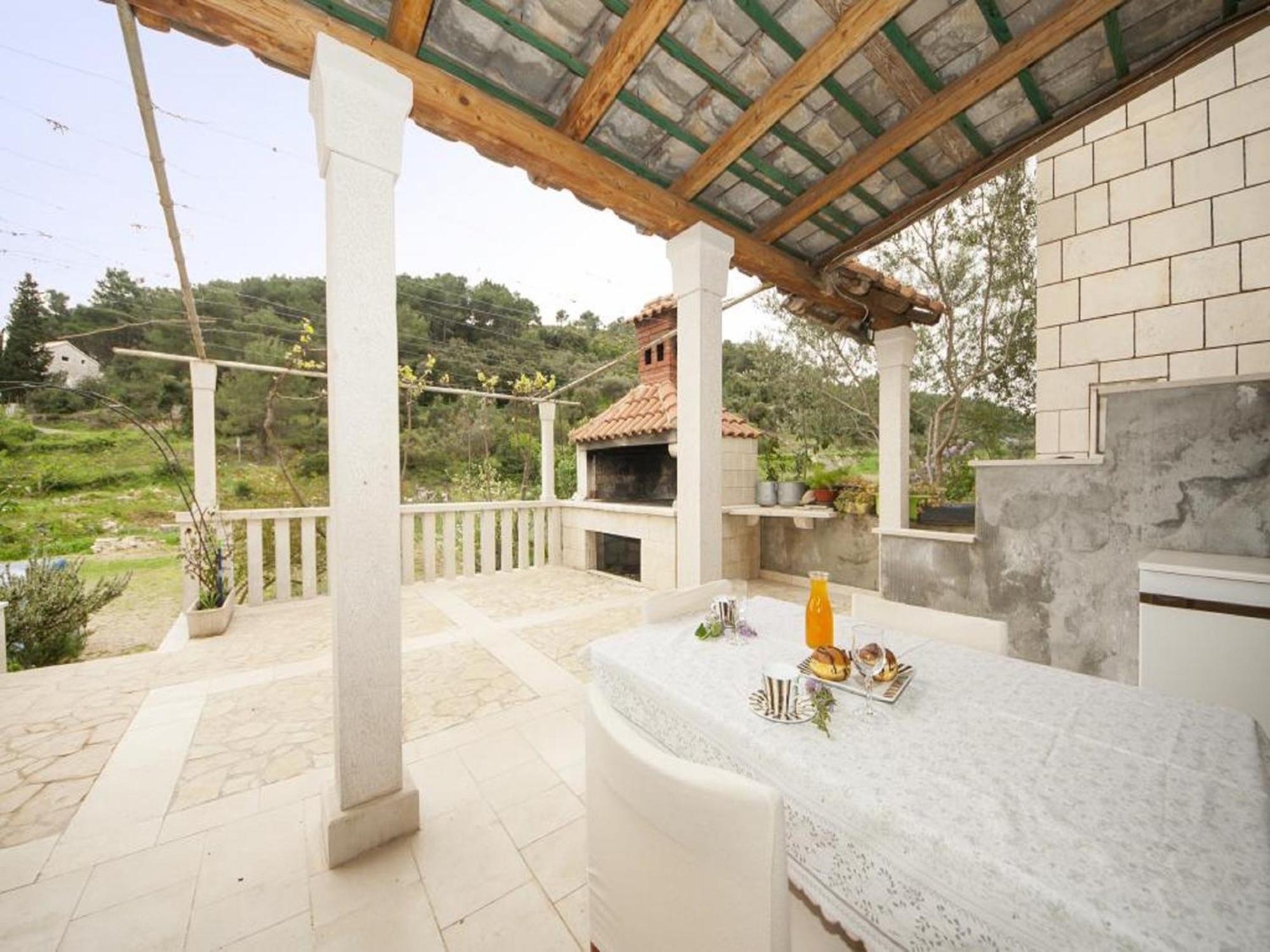 Apartments Kalajzic プチシャ 部屋 写真